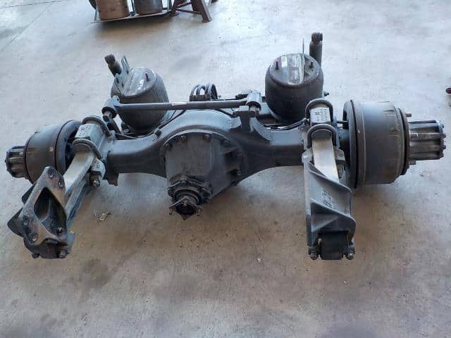 Used]Rear Differential Housing Assembly NISSAN UD CONDOR
