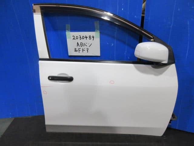 AD/NV150AD VY12 左フロントドアAssy シルバー　K23