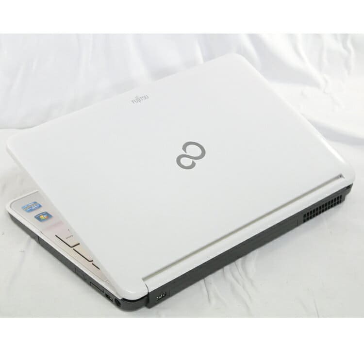 Used]Fujitsu FUJITSU FMV LIFEBOOK AH56/E FMVA56EWG Urban White 