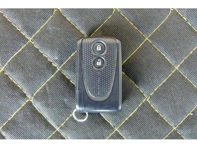[Used]Mira Cocoa L675S Keyless Entry Remote Control Key 89994B2050 - BE ...