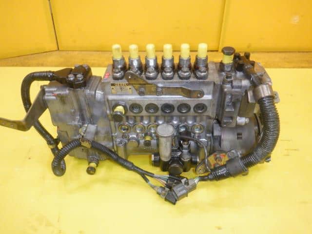 [Used]Injection Pump Mitsubishi Fuso Fighter Mignon 2001 KK-FK61HGX ...