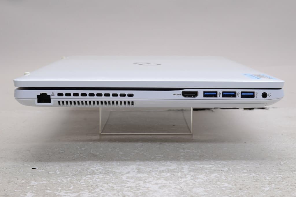 Used]Fujitsu LIFEBOOK AH AH78/W FMVA78WWZ1 Urban White - BE  