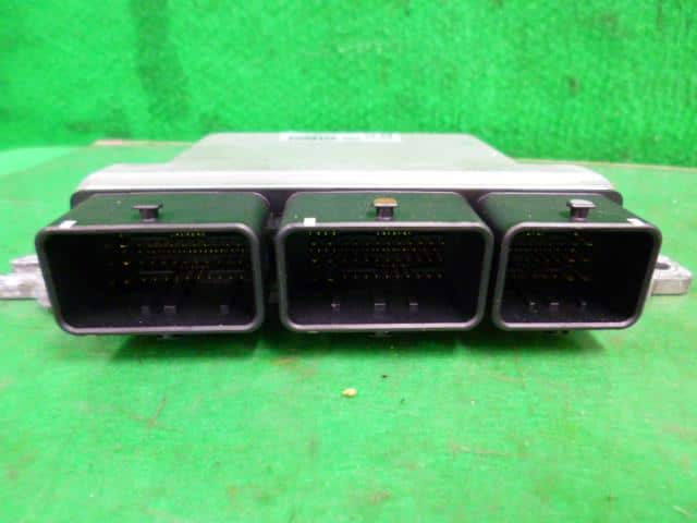 Used]Engine Control Unit / ECU NISSAN Fairlady Z 2009 CBA