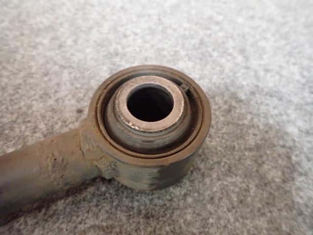 Used]Rear Right Lower Control Arm NISSAN Teana 2004 UA-J31