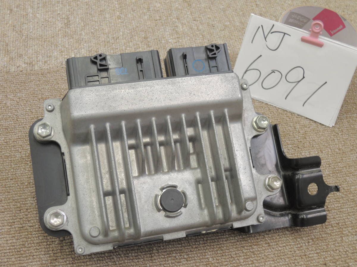 Used]NJ6091 ☆Daihatsu / cast /LA250S ▽ Engine Control Unit / ECU