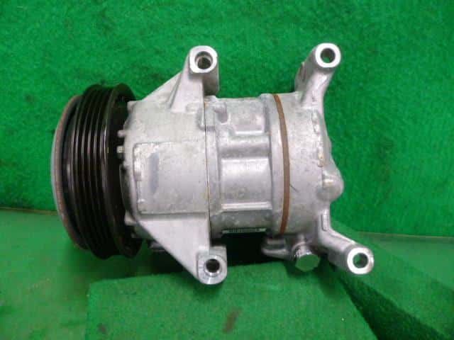 Used]Corolla Axio NZE161 A/C Compressor 8831012A90 - BE