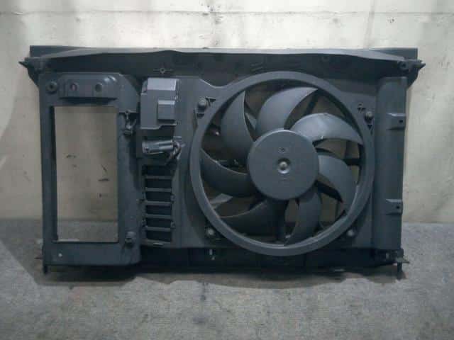 Fængsling Frigøre svindler Used]Radiator Cooling Fan CITROEN C4 2011 ABA-B585F02P - BE FORWARD Auto  Parts