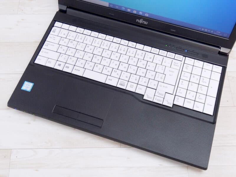 Used]A rank FUJITSU LIFEBOOK A576 sixth generation i5 6,300 U