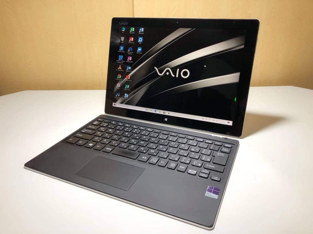 Used]Camera Office2016 with a built-in Good Condition VAIO
