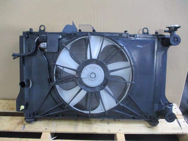 [Used]Corolla Axio NZE141 radiator 4221737131 - BE FORWARD Auto Parts