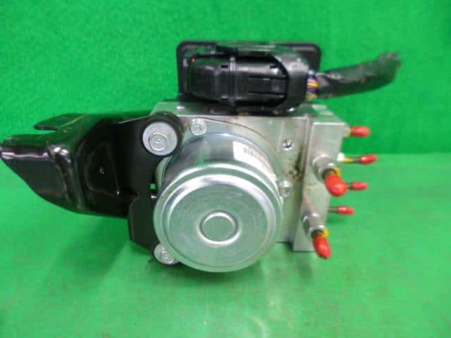 CBA-F15 NISSAN JUKE 0 ABS - 476601KF3A Used]ABS BE Control Module