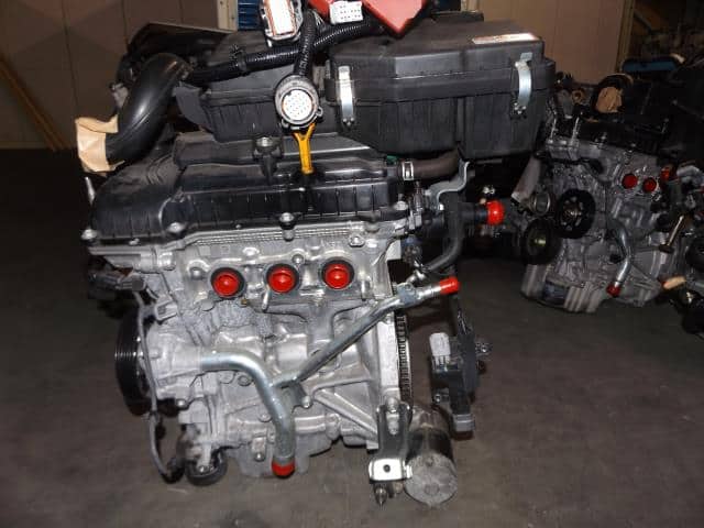 Двигатель suzuki r06a