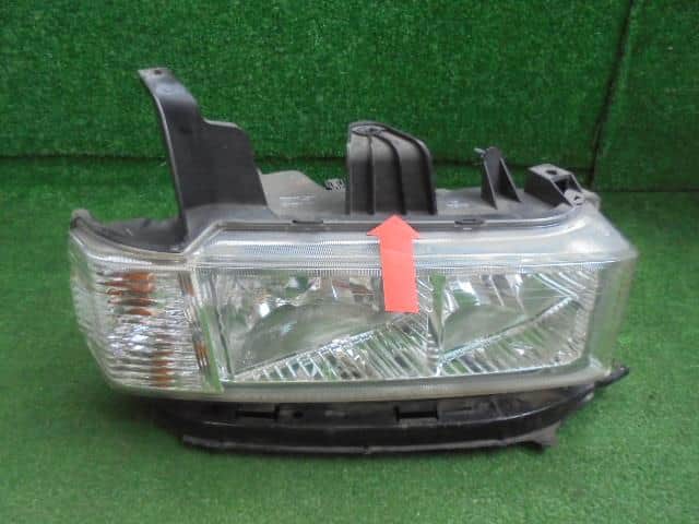 Honda Mobilio Spike 04 Cba Gk1 Right Headlight seyj01 Used Pa Ebay Honda Mobilio Spike 04 Cba Gk1 Right Headlight seyj01 Used Pa Ebay