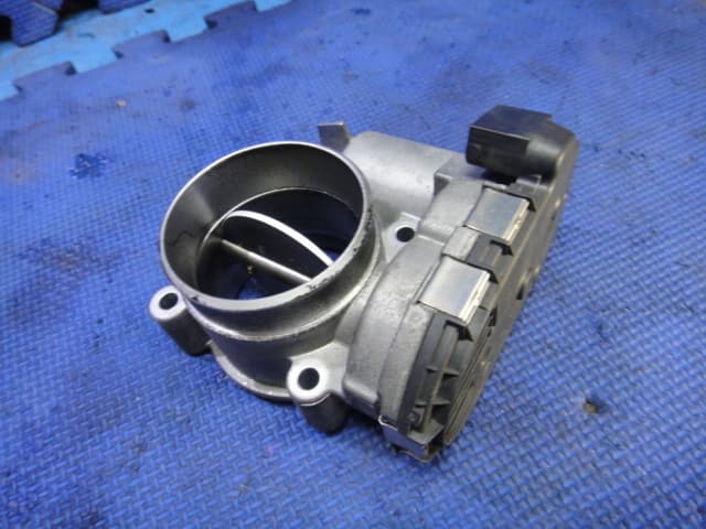 Used Mercedes Benz Slk230 R170 Throttle Body Item Number 1110980109 8480 Be Forward Auto Parts