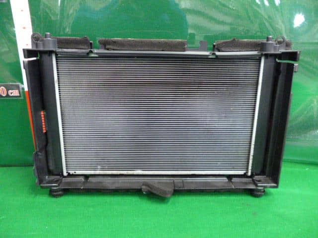 Used]Prius ZVW30 radiator 1640038230 - BE FORWARD Auto Parts