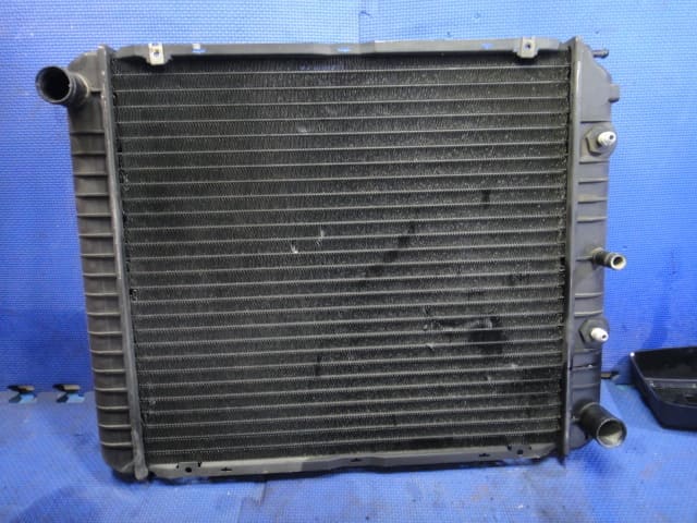 Volvo 240 radiator online