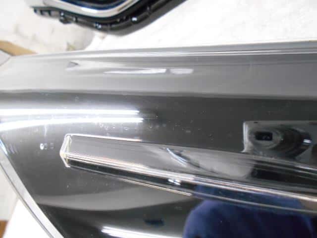 Used]Harrier ZSU60W Right Tail Lamp 8155148332 - BE FORWARD Auto Parts