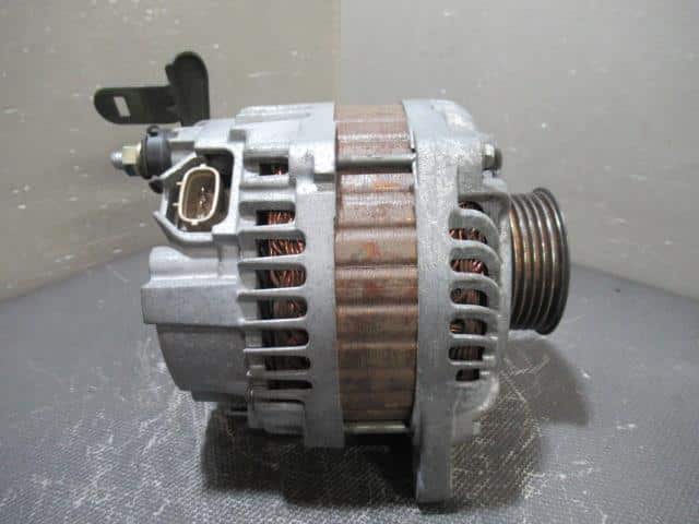 オルタネーター 23100-VG10A エルグランド ATWE50 リビルト ダイナモ 2年保証付　オルタ (ror05691) 日産 エルグランド ATWE50 ATE50 ATW50 23100-VG100 23100-VG10A LR190