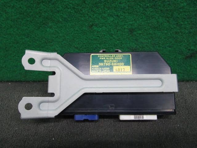 Used]Slide Door Control Unit SUZUKI Every 2006 ABA-DA64W