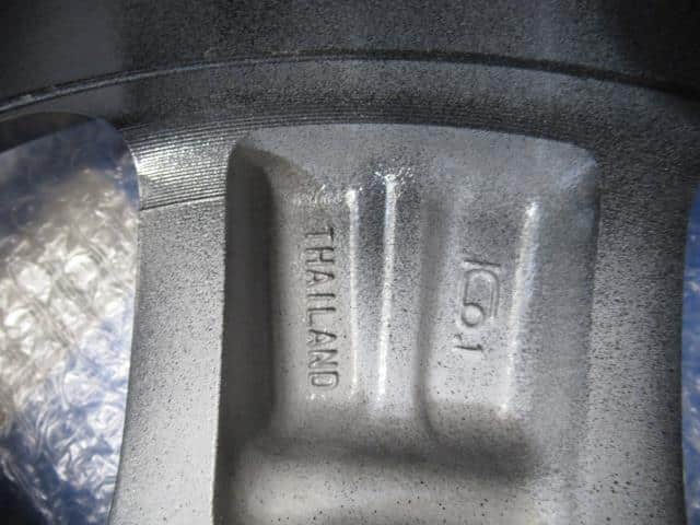 [Used]Hilux GUN125 aluminum wheel 426110KG10 - BE FORWARD Auto Parts