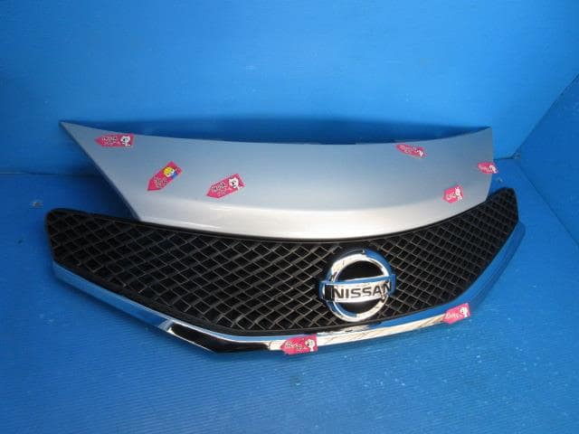 Used]Note E12 Front Grille 623203VA0B - BE FORWARD Auto Parts