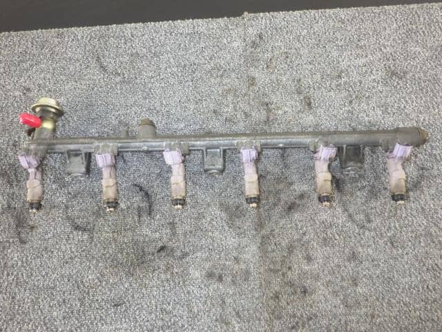 Used]Injector TOYOTA Mark II 2003 TA-GX110 2320970120 - BE FORWARD