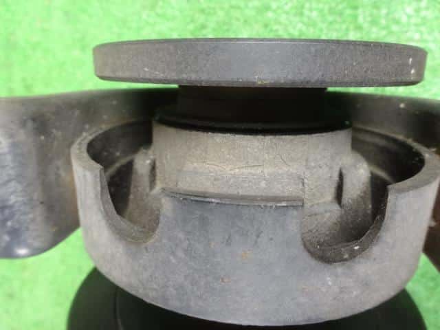 Used]Swift ZD11S viscous coupling 2761086G10 - BE FORWARD Auto Parts