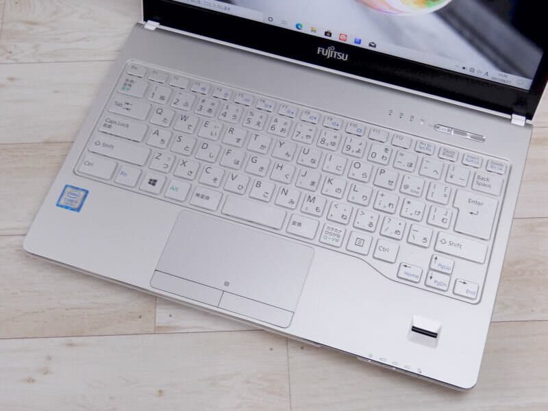 Fujitsu LIFEBOOK SH75/M 12GB 250GB DVDマルチ Win11 Home MS Office