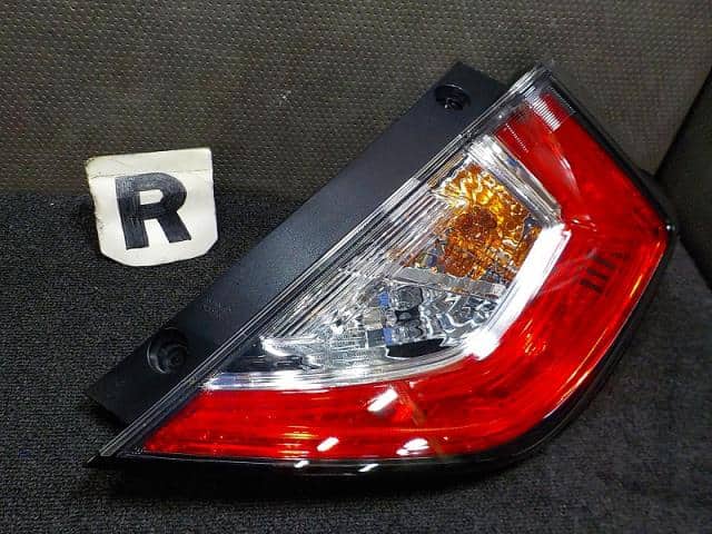 Honda Civic 17 Dba Fk7 Right Tail Light tgjt01 Used Pa Ebay