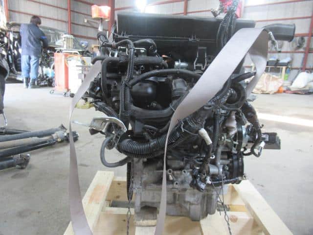 [Used]3ZR-FAE Engine TOYOTA Voxy 2015 DBA-ZRR85W 1900037682 - BE ...