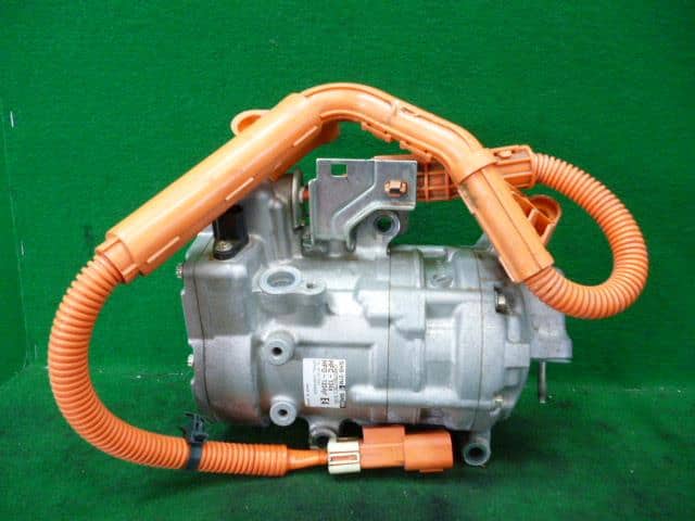 フィットハイブリッド GP5 A⁄Cコンプレッサー SANDEN SHS-27M フィット