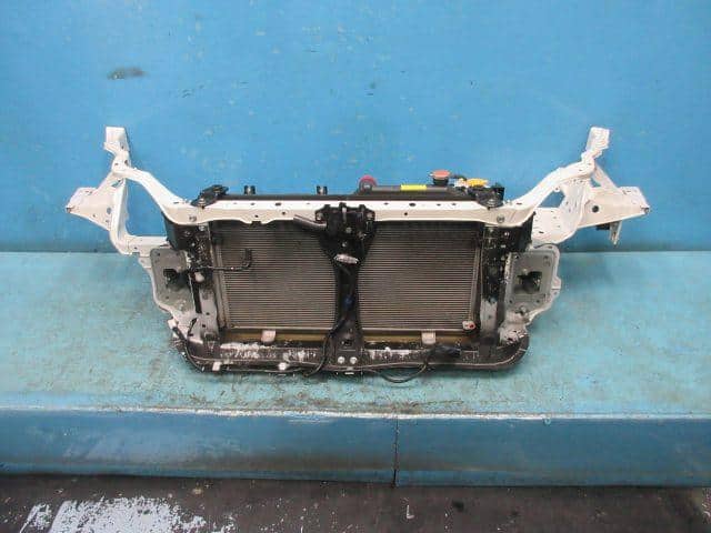 subaru legacy radiator