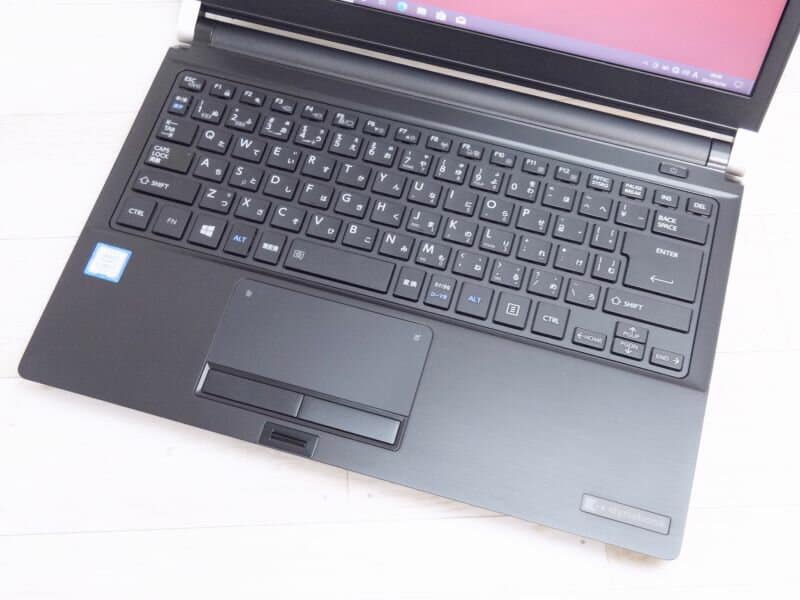 Used]TOSHIBA dynabook R73/BN seventh generation i7 7,500 U SSD512G