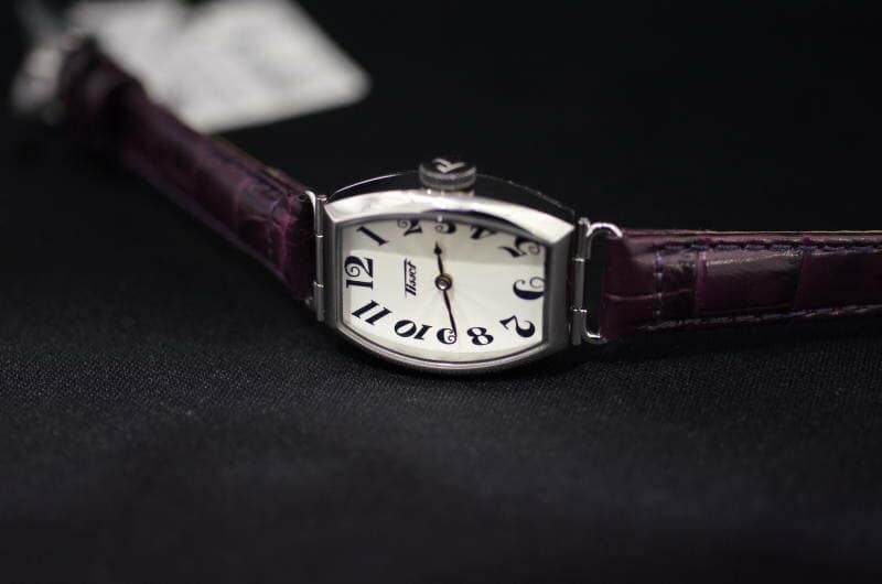 New]The TISSOT TISSOT heritage Porthos mall quartz battery type PORTO white  clockface redisuuotchitonokesu barrel type T1281091603200 Saturday and  Sunday shipment is possibility , too - BE FORWARD Store