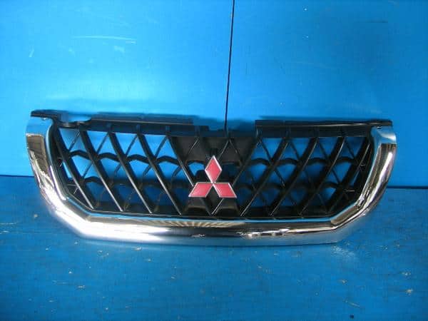 Used]Radiator Grille MITSUBISHI Challenger 2000 GF-K99W BE FORWARD Auto  Parts