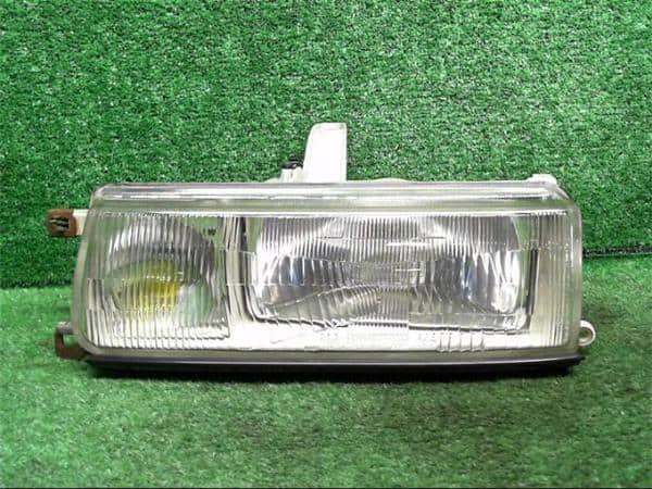 Used]Left Headlight TOYOTA Corolla Levin 1989 E-AE92 811601A400