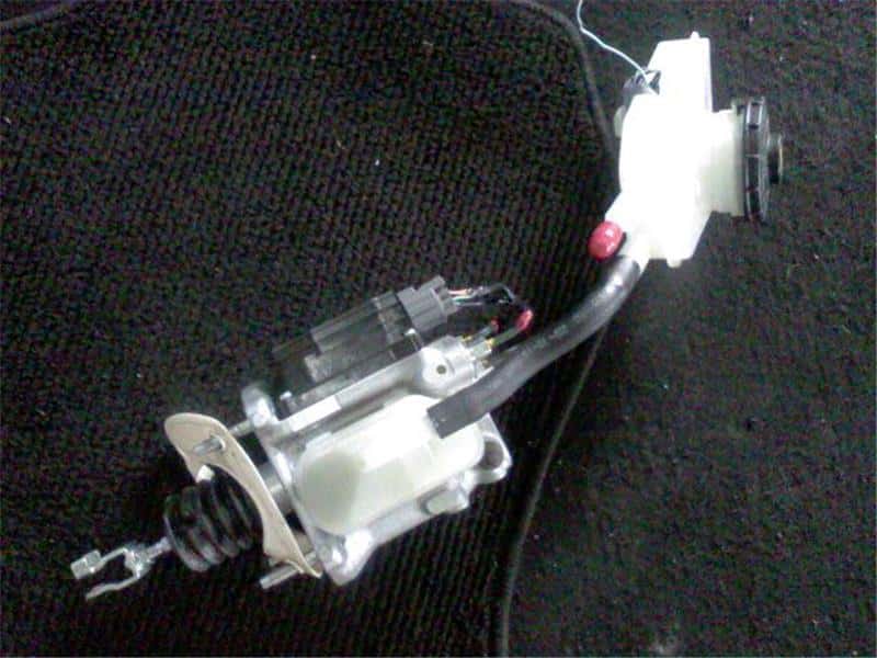 Honda Grace Brake Booster / Master Cylinder Ex-Japan