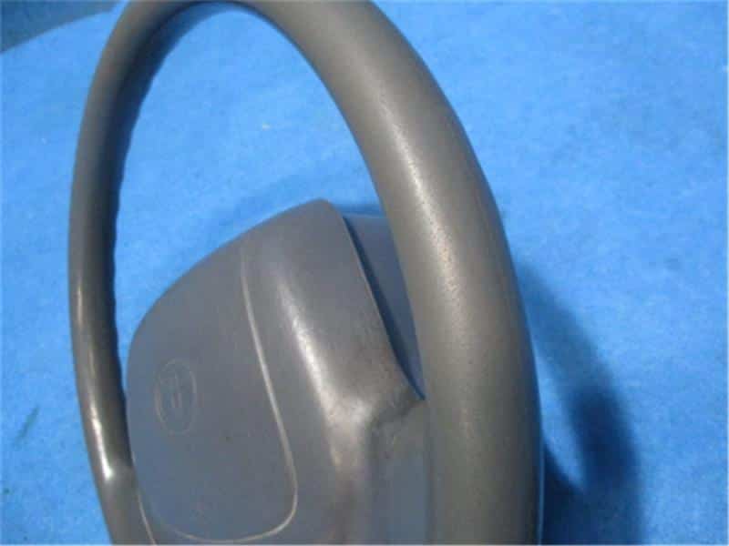 [Used]Steering wheel TOYOTA Hiace Van 1998 KGLH178V 4510026220B2 BE
