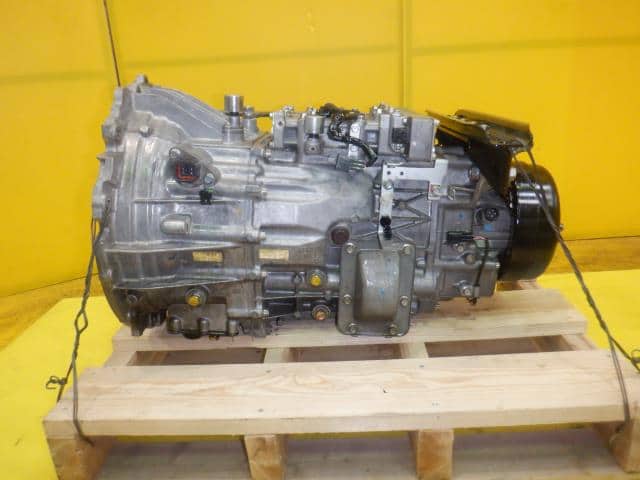 [Used]Manual Transmission Mitsubishi Fuso 2014 TKG-FEA20 ME530167 - BE ...