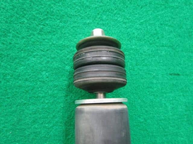 Used Rear Left Shock Absorber Honda Fit 2006 Dba Gd1 52610saaj12 Be Forward Auto Parts