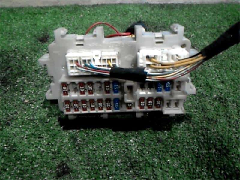 [Used]Fuse Box NISSAN Serena 2008 DBAC25 743501GK0A BE FORWARD Auto