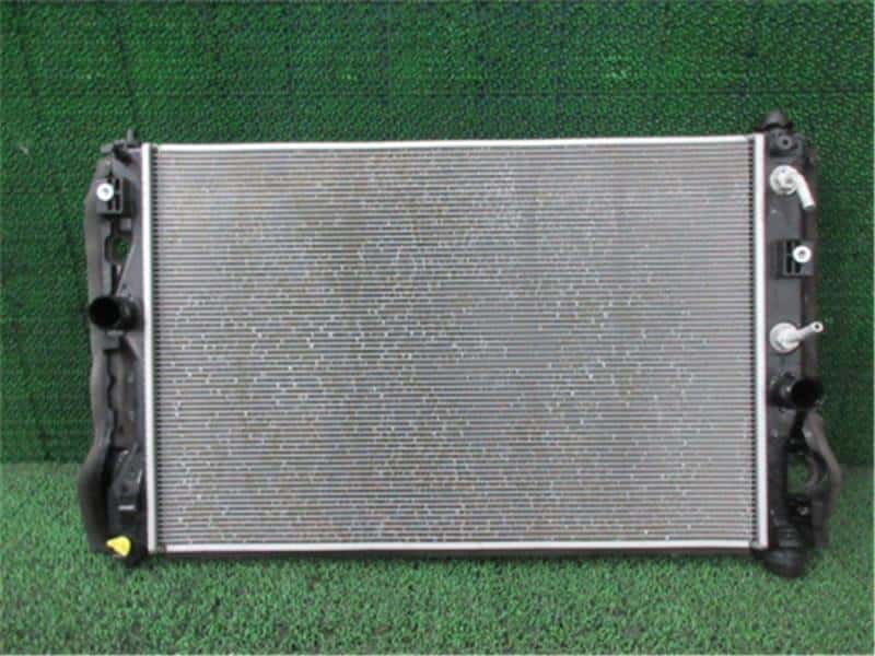 [Used]Radiator TOYOTA Crown 2019 6AA-AZSH20 1640031B60 - BE FORWARD ...
