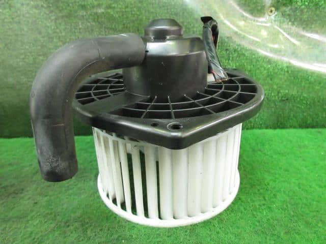 [Used]Blower Motor Mitsubishi Fuso 2009 PDG-FE73D ME733726 - BE FORWARD ...