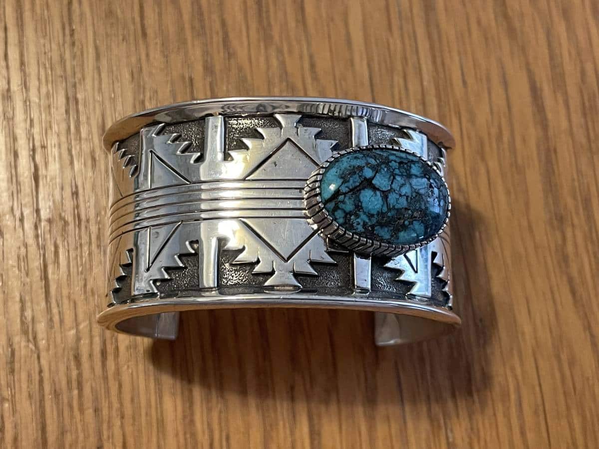 Gibson nez jewelry for sale deals
