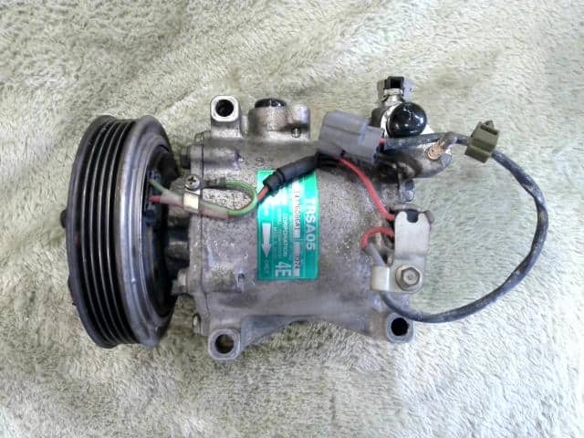Used]A/C Compressor HONDA Life 2006 DBA 