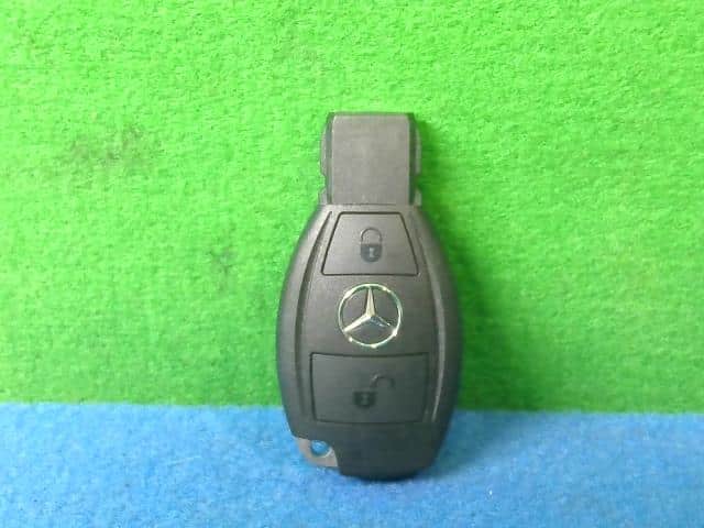 [Used]Keyless Entry Remote Control Key MERCEDES-BENZ Benz b class 2010 ...