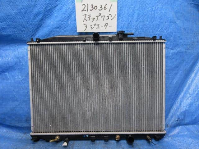 Used]Step Wagon RG1 radiator 19010RTA901 BE FORWARD Auto Parts