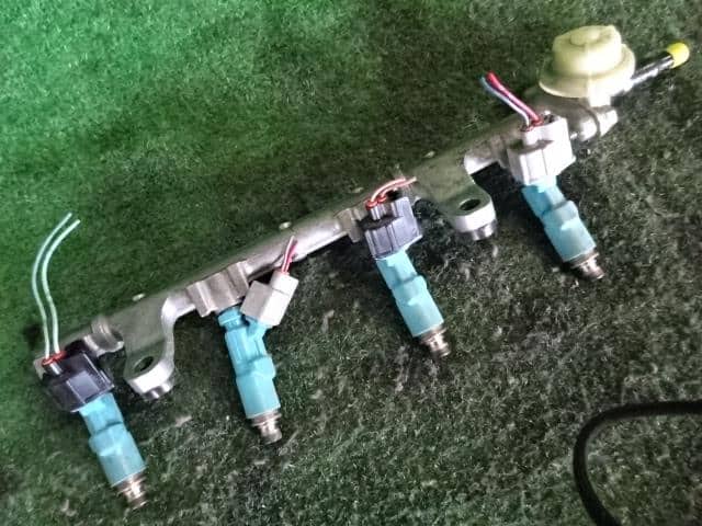 [Used]Vitz SCP90 injector 2320929015 - BE FORWARD Auto Parts