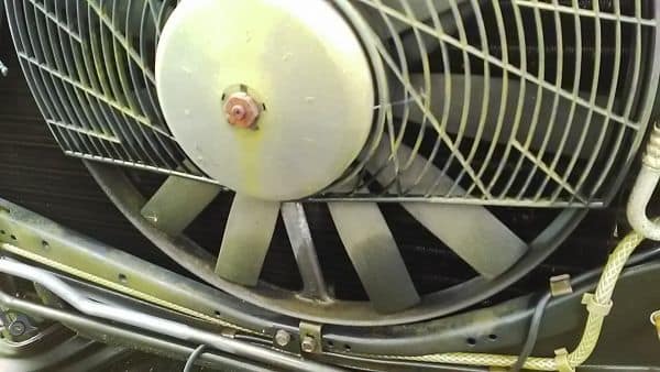 Used]□Benz W126 560SEL cooling fan chukobuhintori train movement
