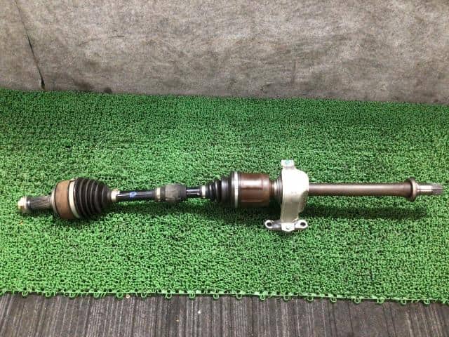 Used]Front Right Drive Shaft HONDA Vezel 2013 DAA-RU4 44305T7B000